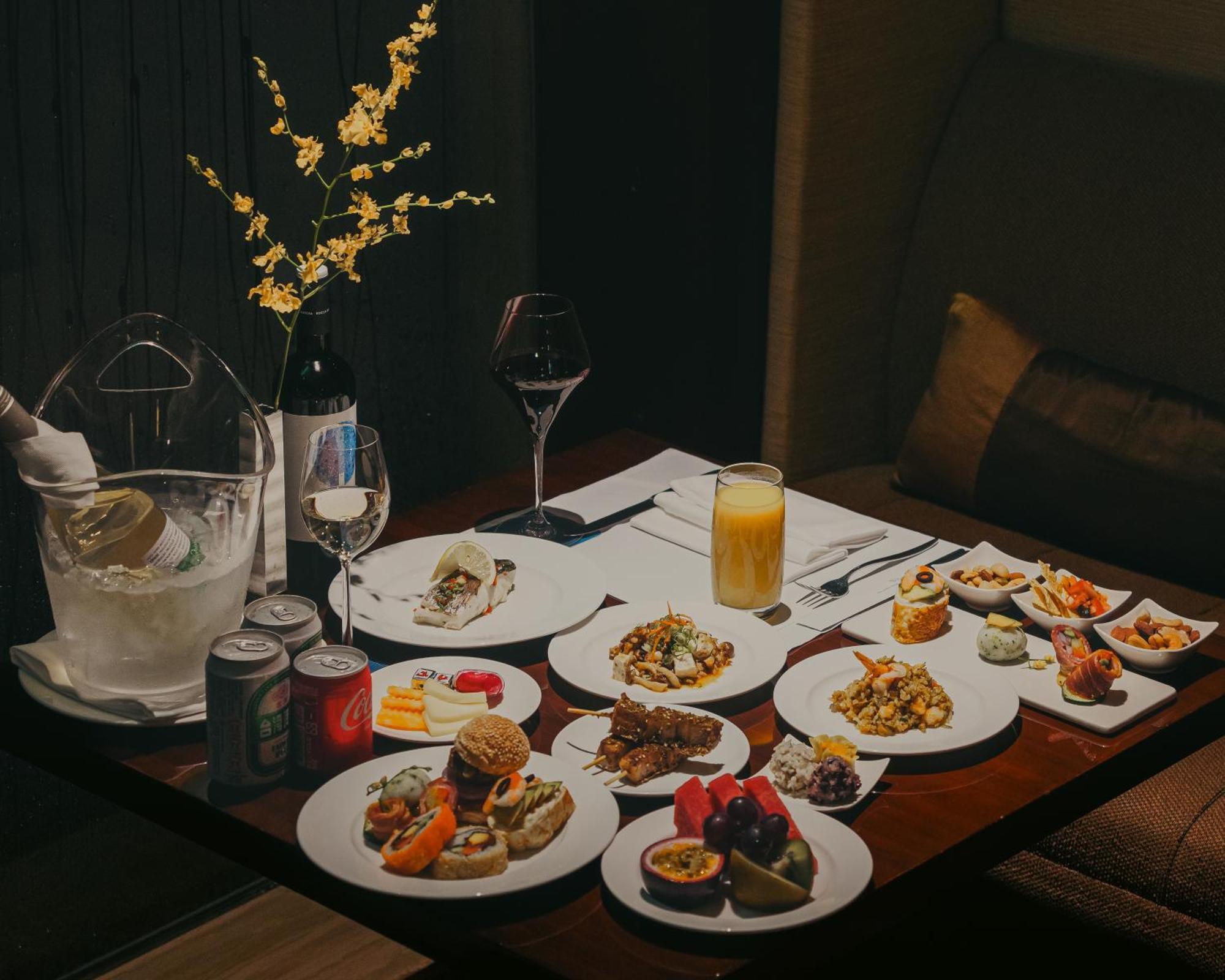Les Suites Taipei Ching Cheng Esterno foto