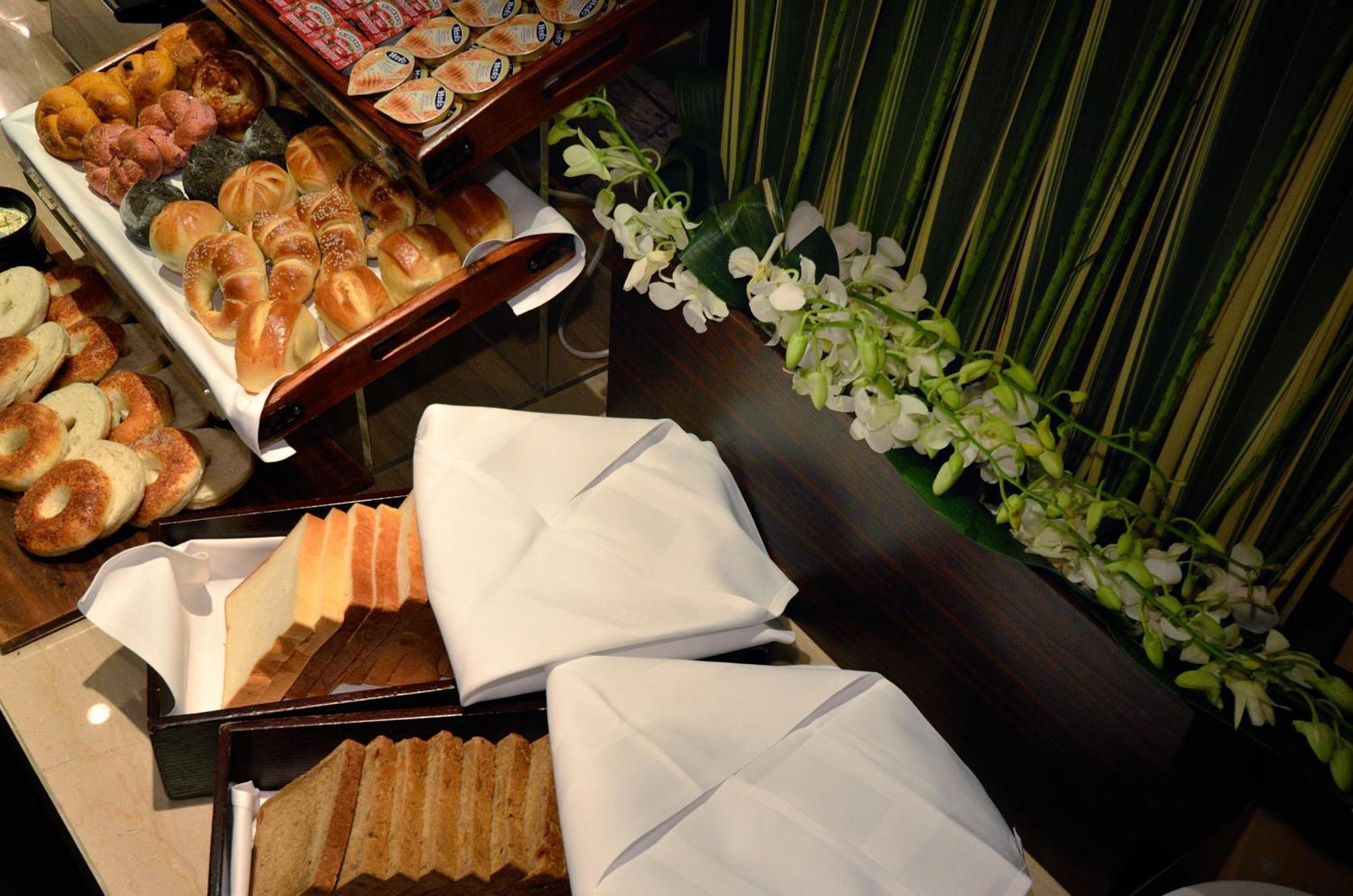 Les Suites Taipei Ching Cheng Esterno foto