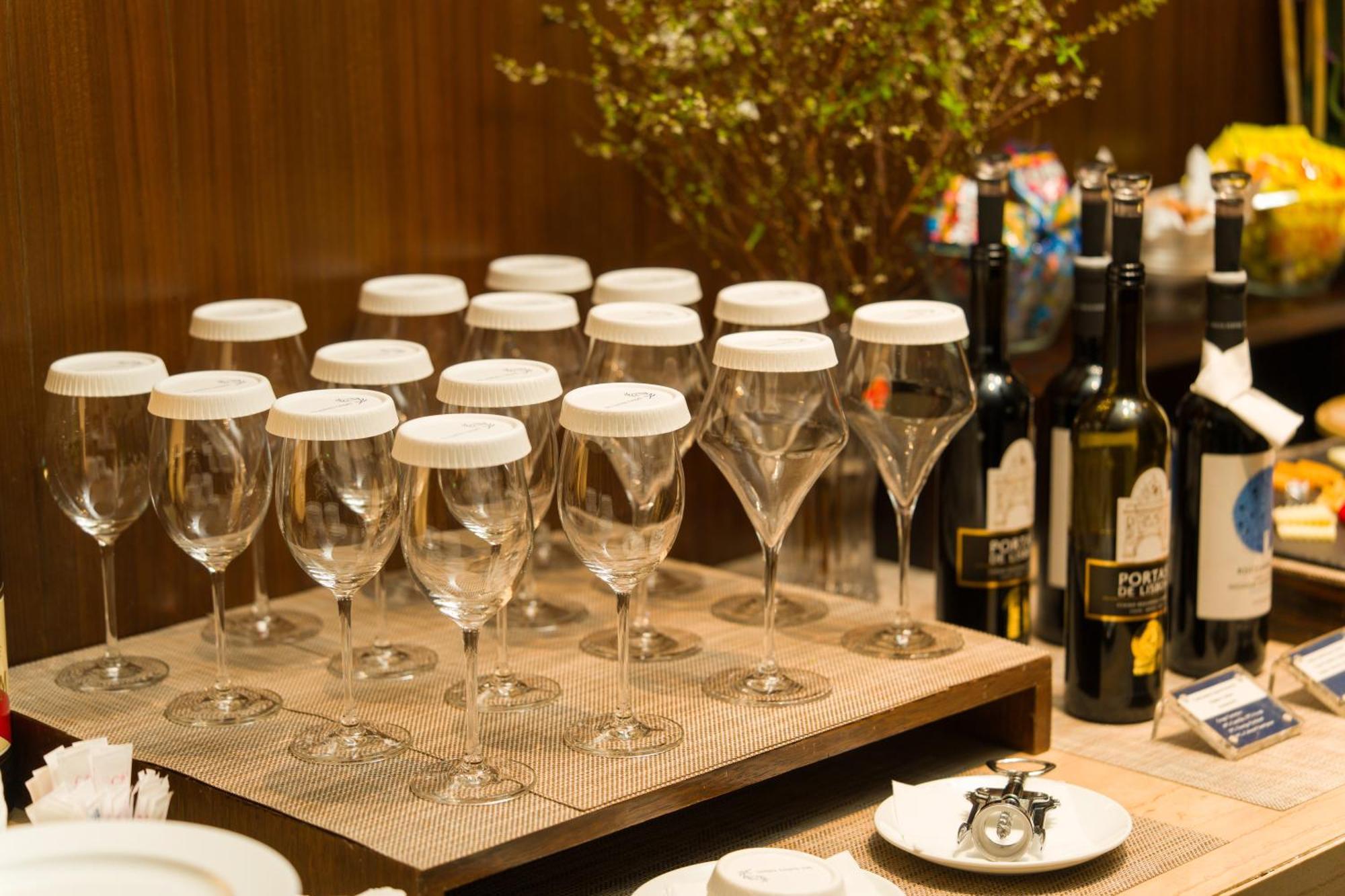 Les Suites Taipei Ching Cheng Esterno foto