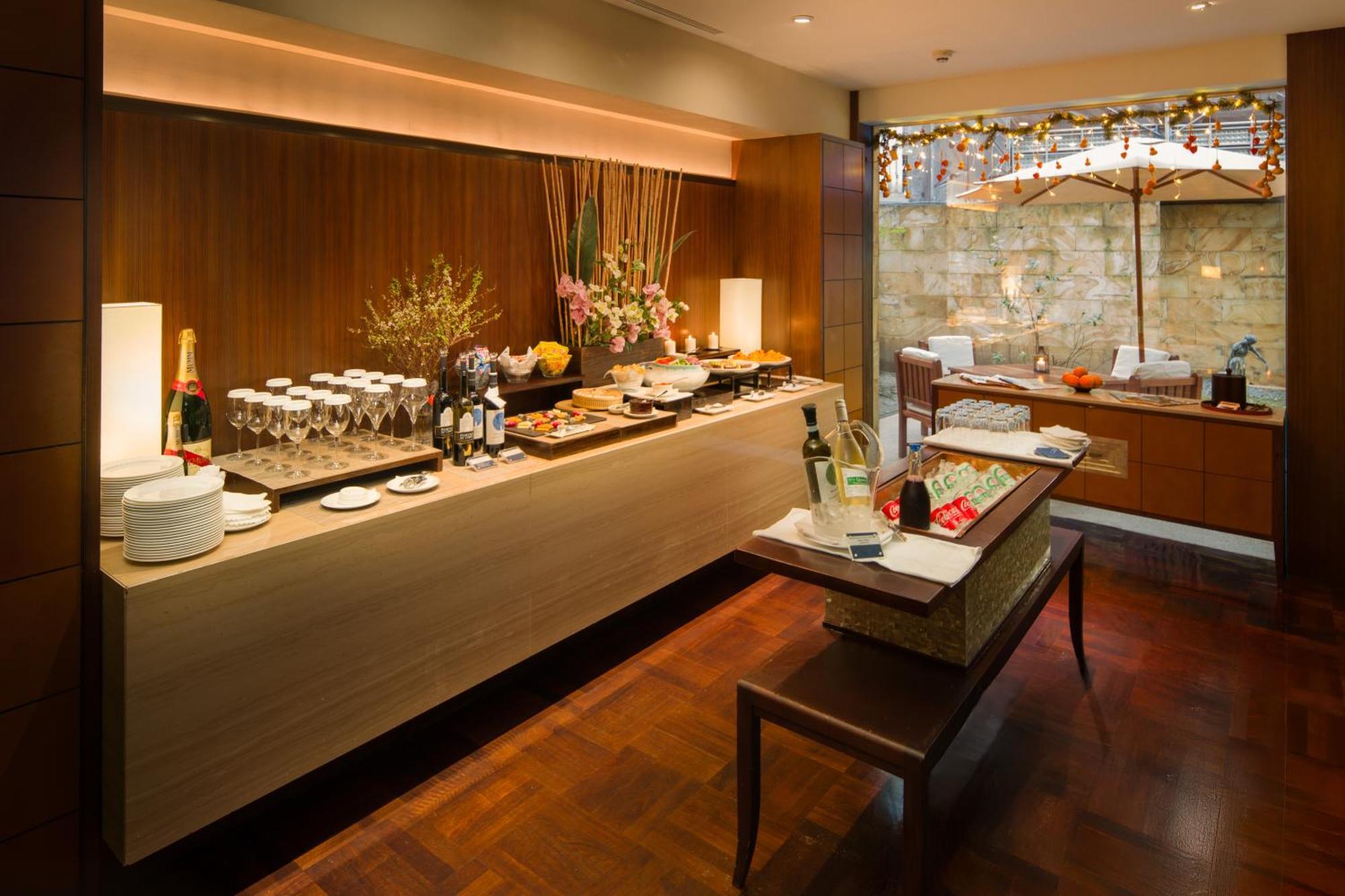 Les Suites Taipei Ching Cheng Esterno foto