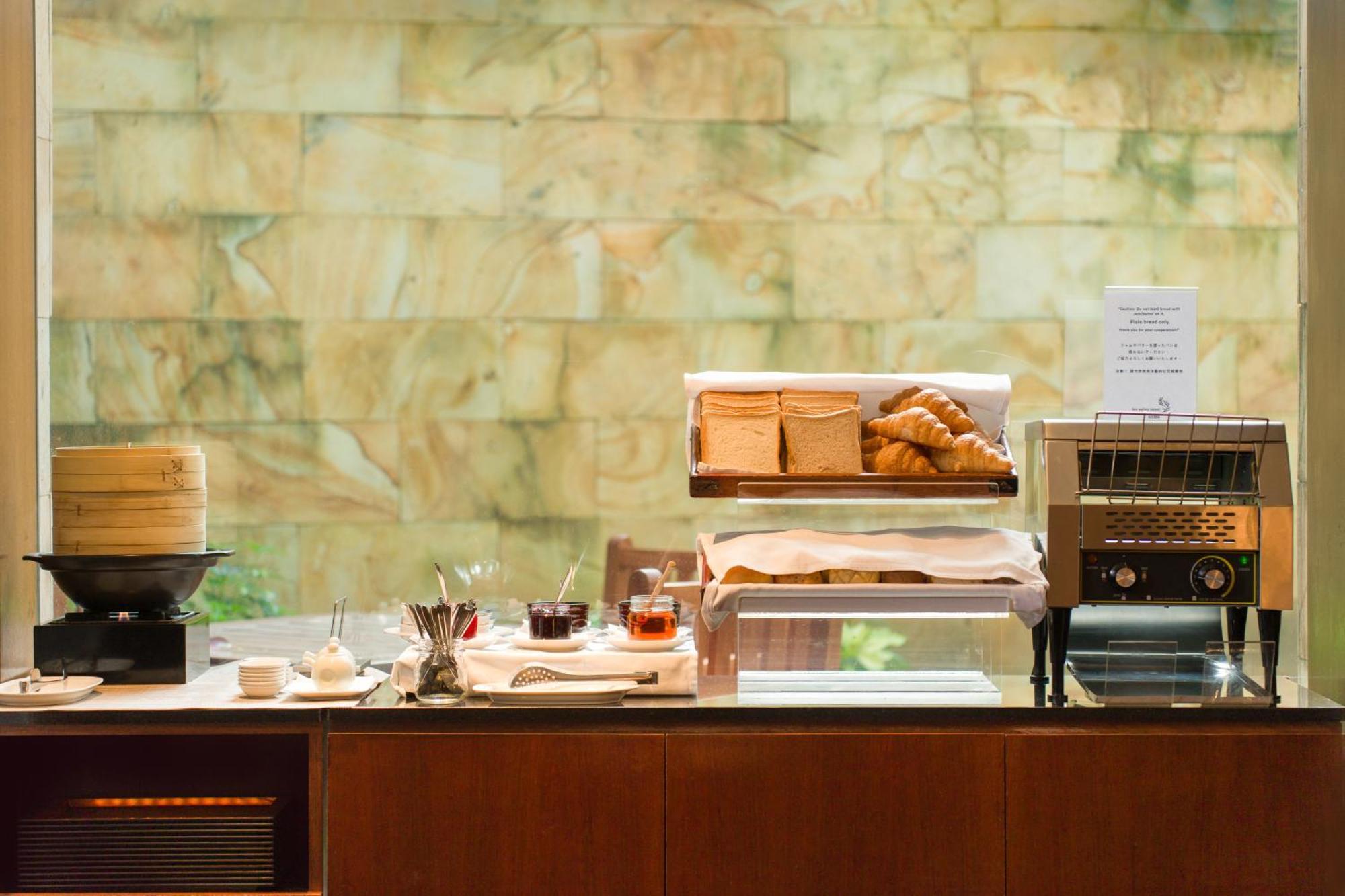 Les Suites Taipei Ching Cheng Esterno foto