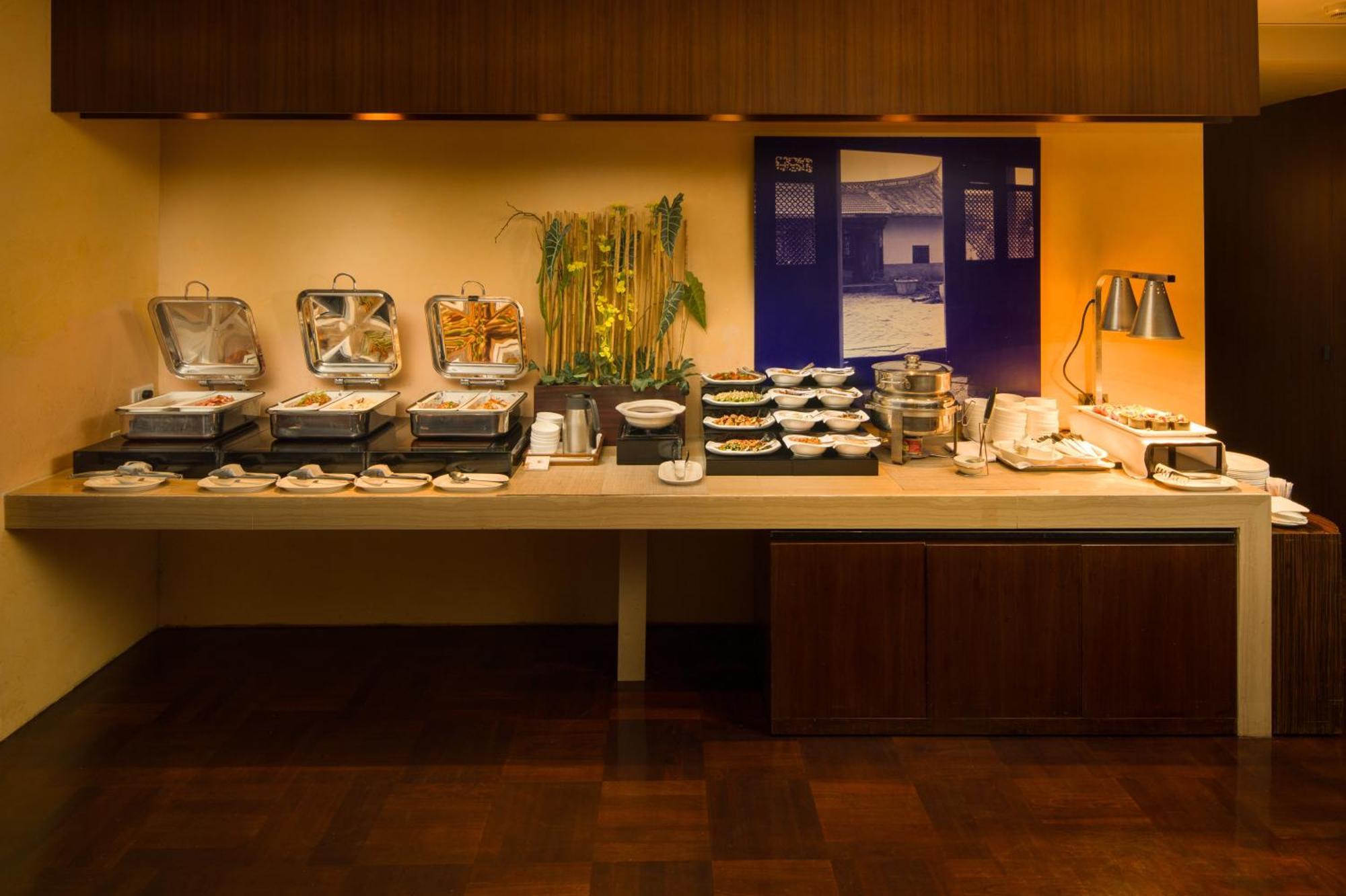 Les Suites Taipei Ching Cheng Esterno foto