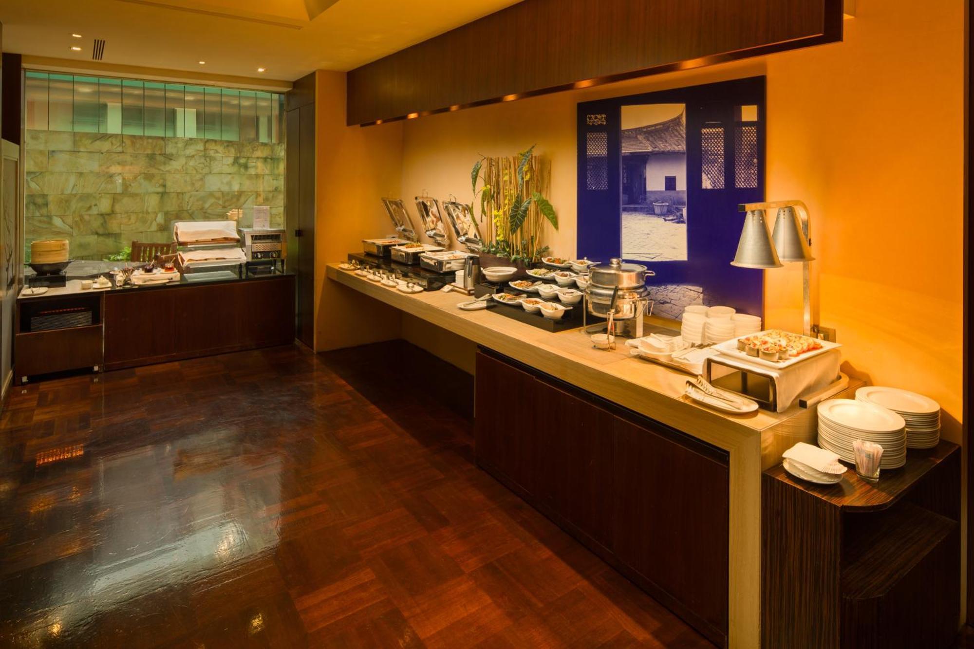 Les Suites Taipei Ching Cheng Esterno foto